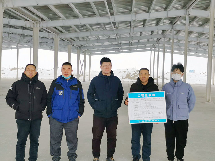 0228北方集團(tuán)工業(yè)設(shè)備安裝公司承建的胡楊河經(jīng)濟(jì)技術(shù)開發(fā)區(qū)標(biāo)準(zhǔn)廠房及配套設(shè)施建設(shè)項目（施工八標(biāo)段）順利通過竣工驗收 圖片1_副本.jpg